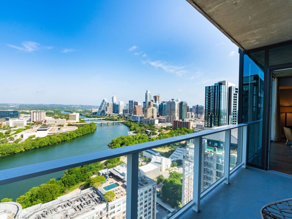 The Pros and Cons of Condos vs. Houses in Austin